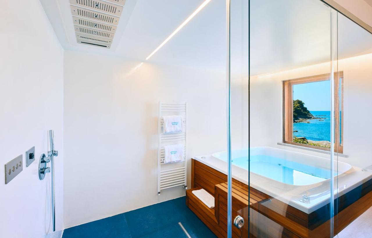 Approdo Resort Thalasso Spa 카스텔라바테 외부 사진