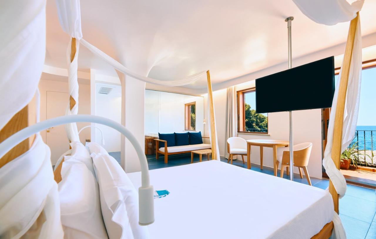 Approdo Resort Thalasso Spa 카스텔라바테 외부 사진