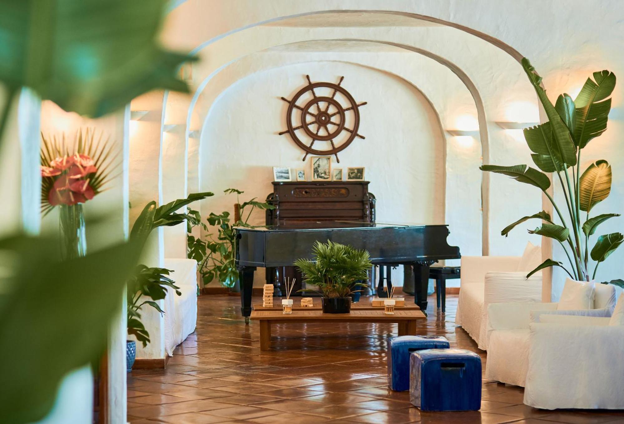 Approdo Resort Thalasso Spa 카스텔라바테 외부 사진
